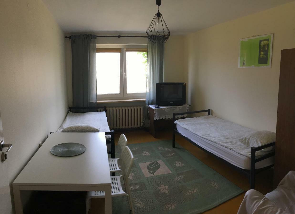 Noclegi Tulipan Konin  Buitenkant foto